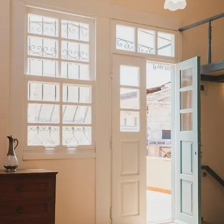 With Terrace In Heart Of Old Town Of Chania Daire